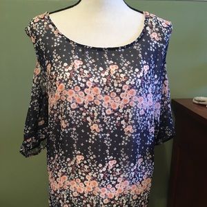 Plus size 3x navy, Alyx Cold shoulder top.